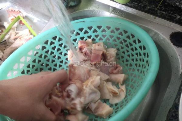家常鸡块的做法图解1