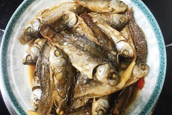 红烧野生小鲫鱼干的做法图解13