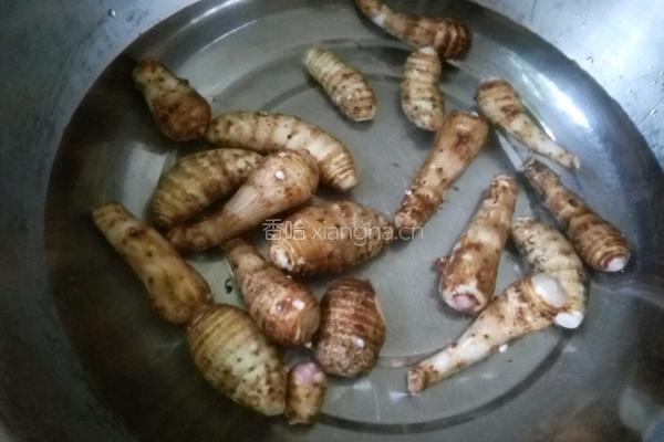 白糖芋头的做法图解2