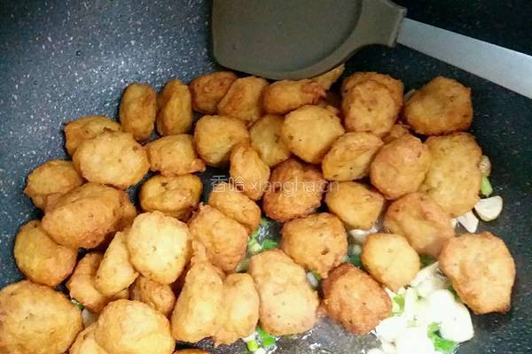 糖醋豆腐丸子的做法图解10