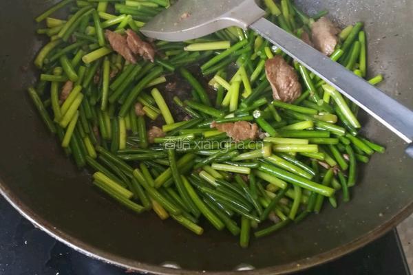 蒜薹炒肉的做法图解8
