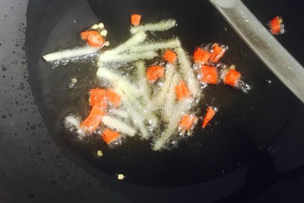 韭菜炒蛋皮的做法图解10