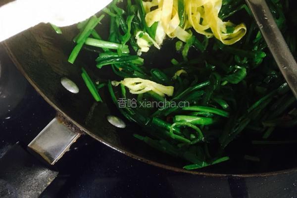 韭菜炒蛋皮的做法图解13