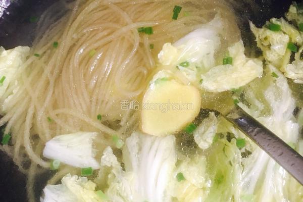 白菜粉条的做法图解9