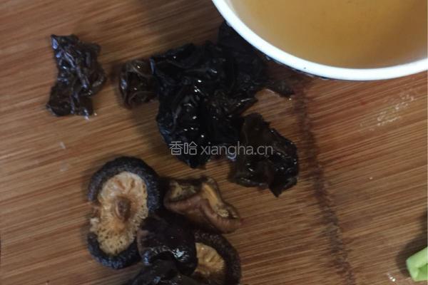 粉皮鲢鱼头汤的做法图解7