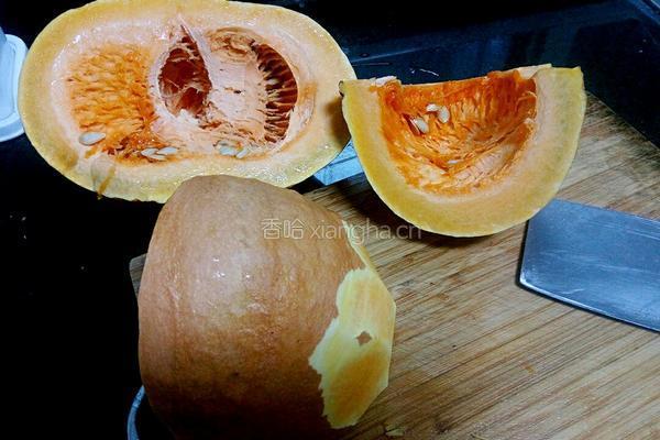 豆沙馅南瓜饼的做法图解2