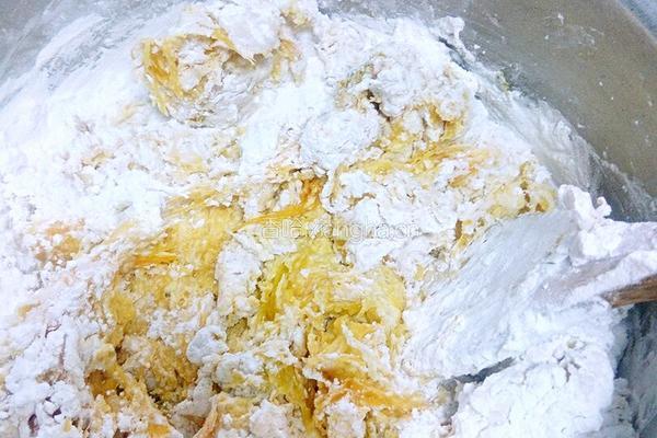 豆沙馅南瓜饼的做法图解5