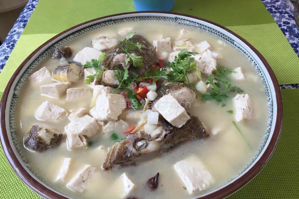 巴子鱼炖豆腐的做法图解6