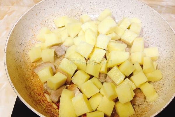 红烧土豆的做法图解6