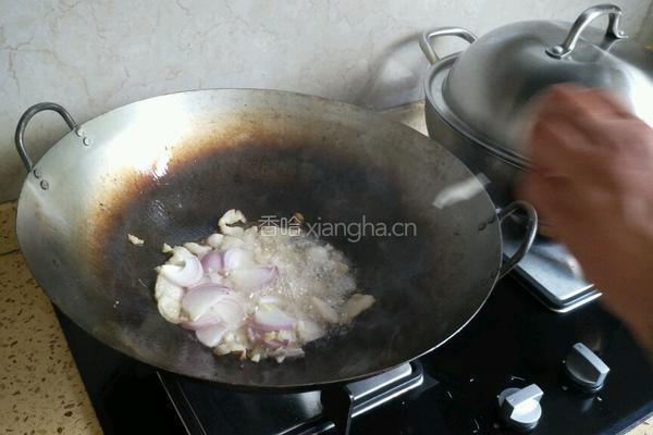 青南瓜炒粉丝的做法图解5