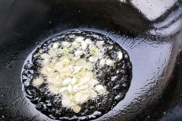 芹菜炒粉的做法图解5