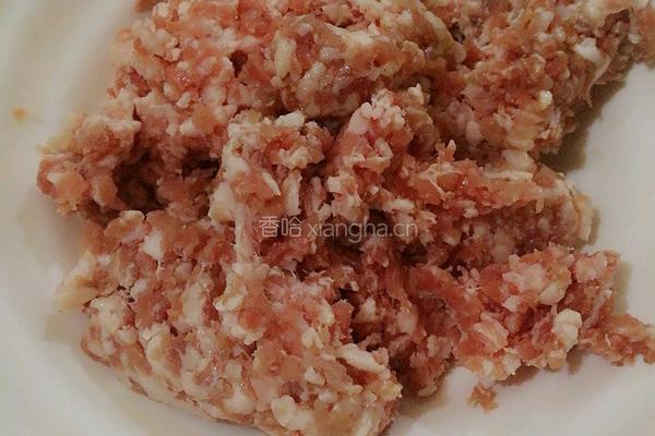 锅贴饺子的做法图解1
