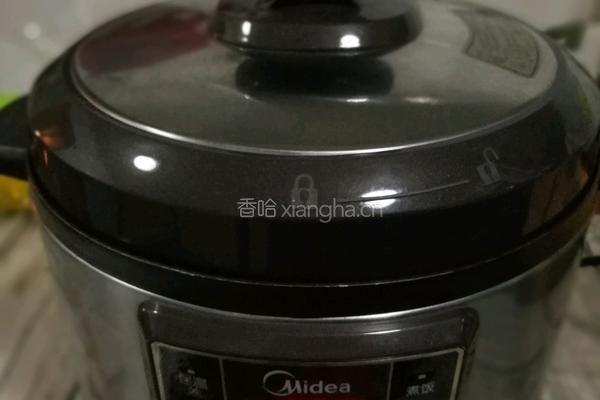 电压锅炖白木耳的做法图解4