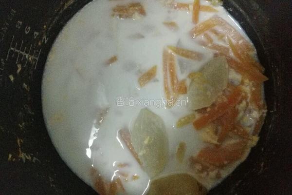 木瓜牛奶炖雪梨的做法图解2