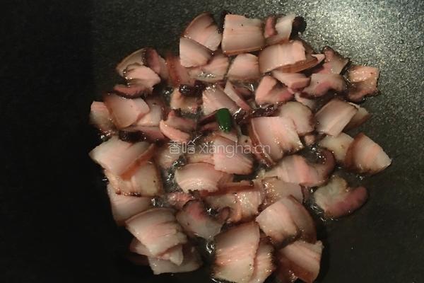 辣炒熏肉的做法图解2