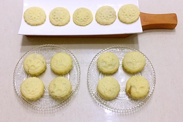 橙子栗蓉冰皮月饼的做法图解13