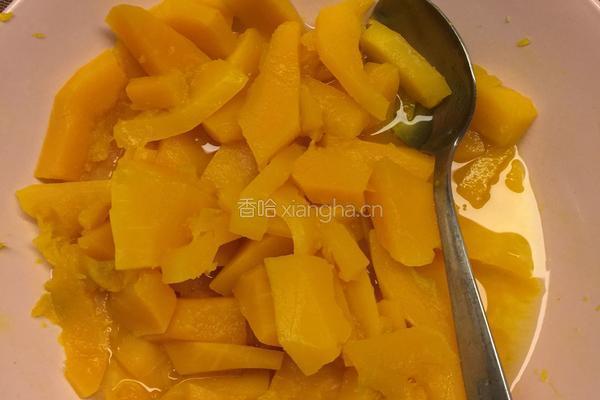 南瓜糯米粥的做法图解2