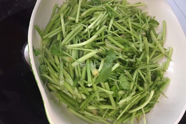素炒水芹菜的做法图解7