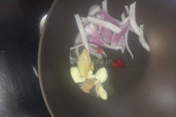 鱼头炖豆饼的做法图解9