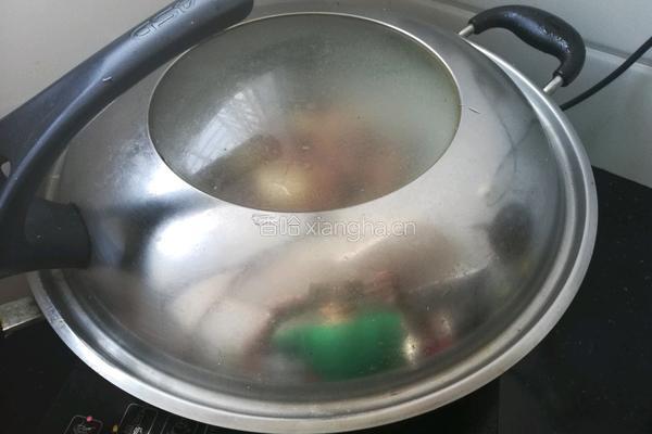 五花肉蒸油豆腐的做法图解9