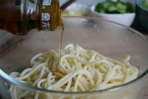 家常拌面的做法图解3