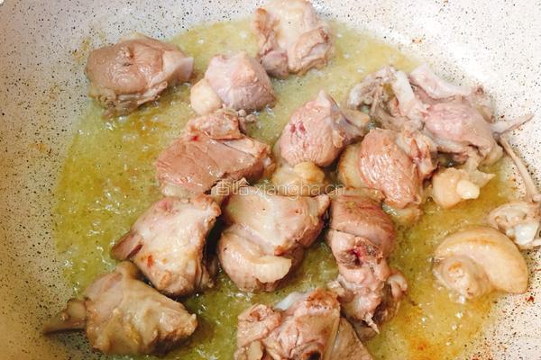 鸭肉烧茭白的做法图解3