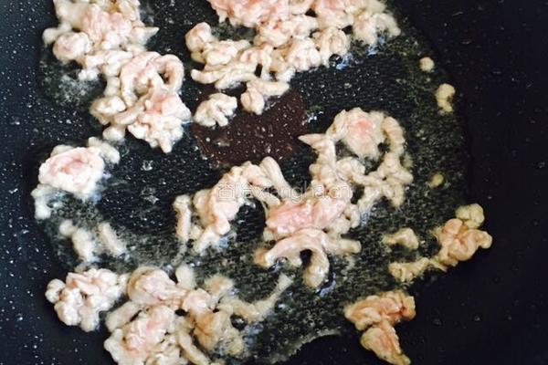 黄豆芽炒粉条的做法图解5