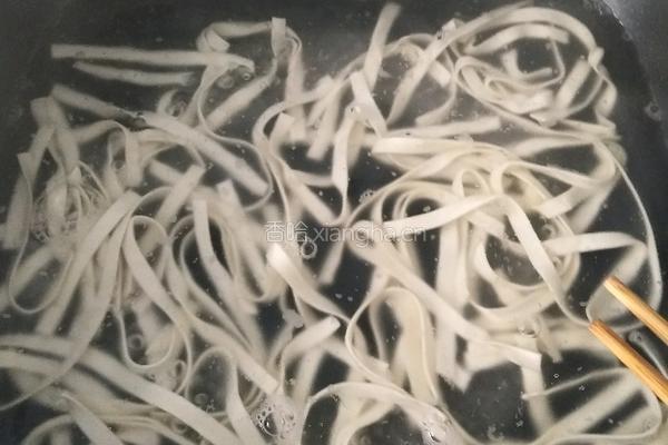 豆角焖面的做法图解3