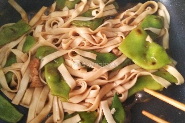 豆角焖面的做法图解12