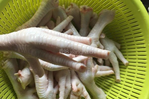 凉拌鸡爪的做法图解2