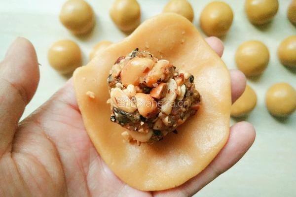 五仁月饼的做法图解9