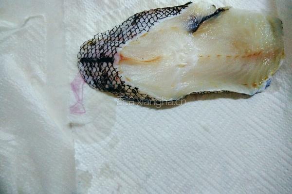 香煎鳕鱼的做法图解5