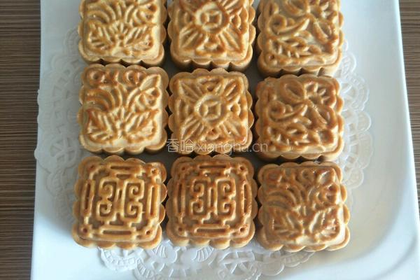 蔓越莓椰蓉月饼的做法图解10