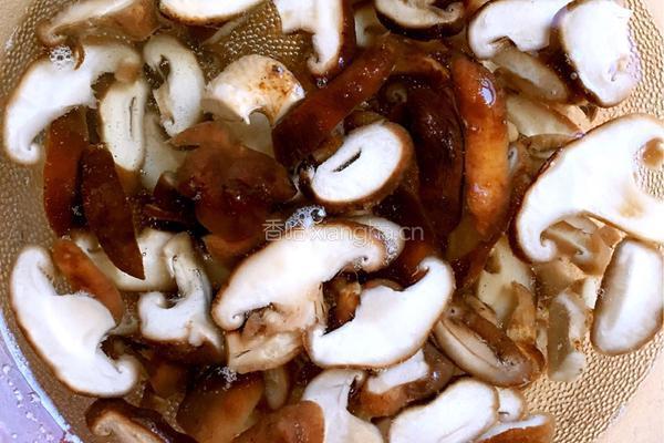 肉末香菇的做法图解4