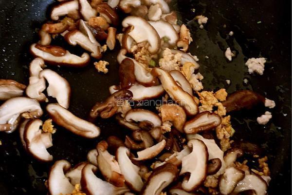 肉末香菇的做法图解7