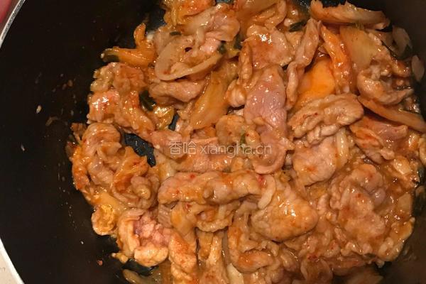 泡菜炒猪肉的做法图解4
