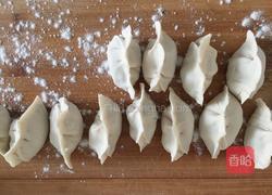 韭苔鸡蛋饺子的做法图解7