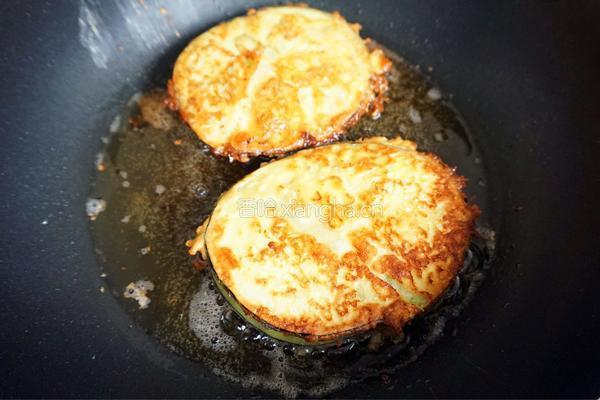 香煎茄盒的做法图解20