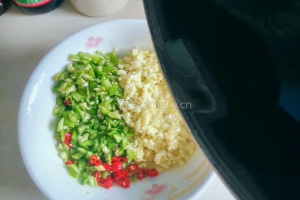 蒜茸开边虾的做法图解6