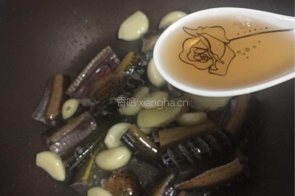 板栗炖黄鳝的做法图解13