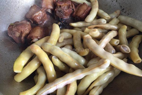 排骨炖豆角的做法图解10