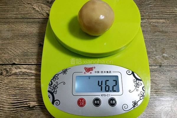 广式月饼（50克莲蓉蛋黄馅）的做法图解23