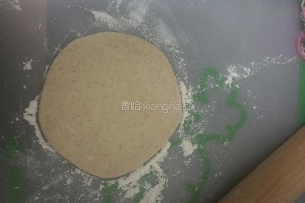 粗粮糖三角的做法图解3