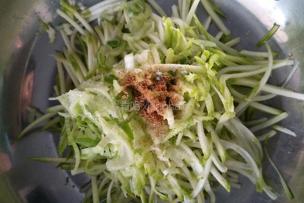 西葫芦蛋饼的做法图解2
