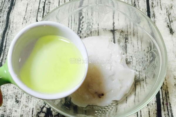 香煎墨鱼饼的做法图解8
