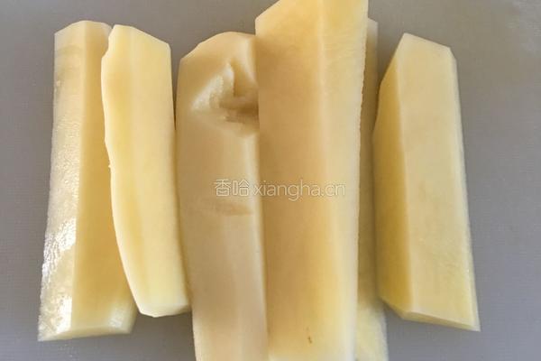 土豆烧排骨（素食）的做法图解2