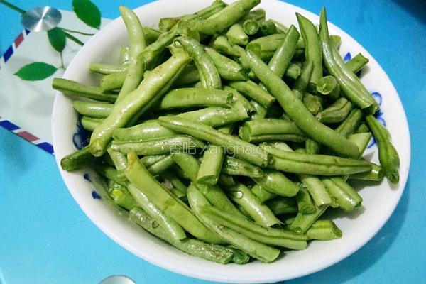 豆角炖排骨的做法图解3