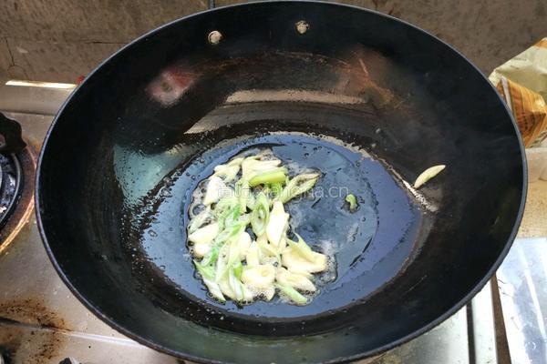 红烧鲫鱼的做法图解7