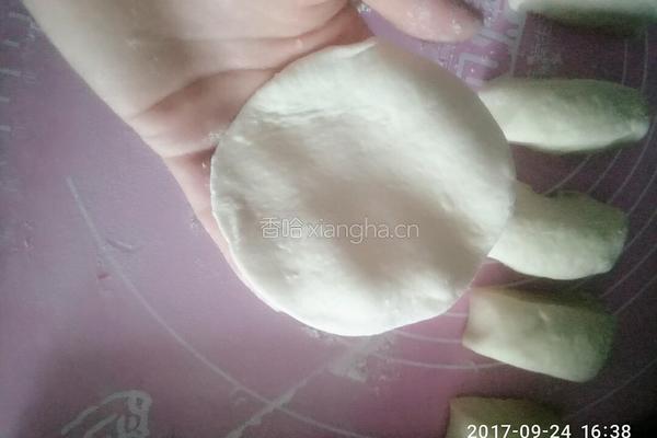 胡萝卜肉包的做法图解6