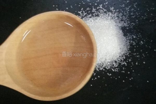糖粉板栗的做法图解3